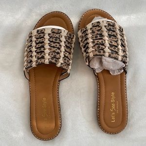 Leopard shoes